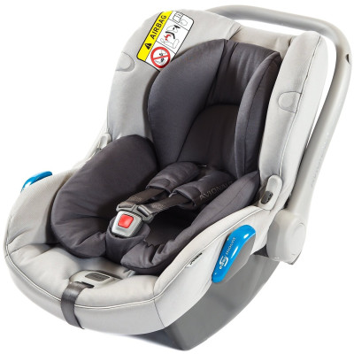 Hasbro i-Size 40-105 см